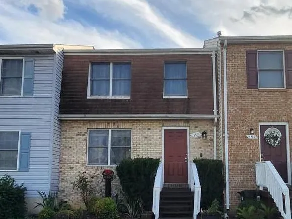 389 Surrey Club Ln, Stephens City, VA 22655