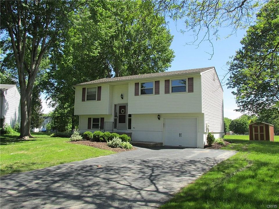 1st image of 8026 Casilina Dr