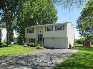 8026 Casilina Dr, Clay, NY 13041