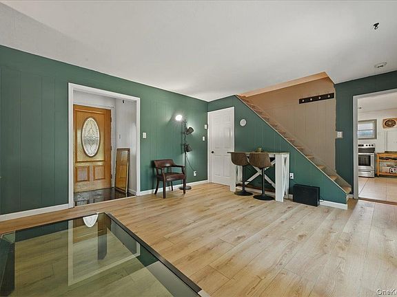 4th image of 66 N Emerson Avenue