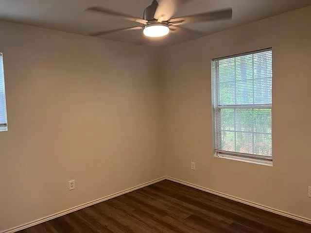 540 Joy Ln — Photo 8