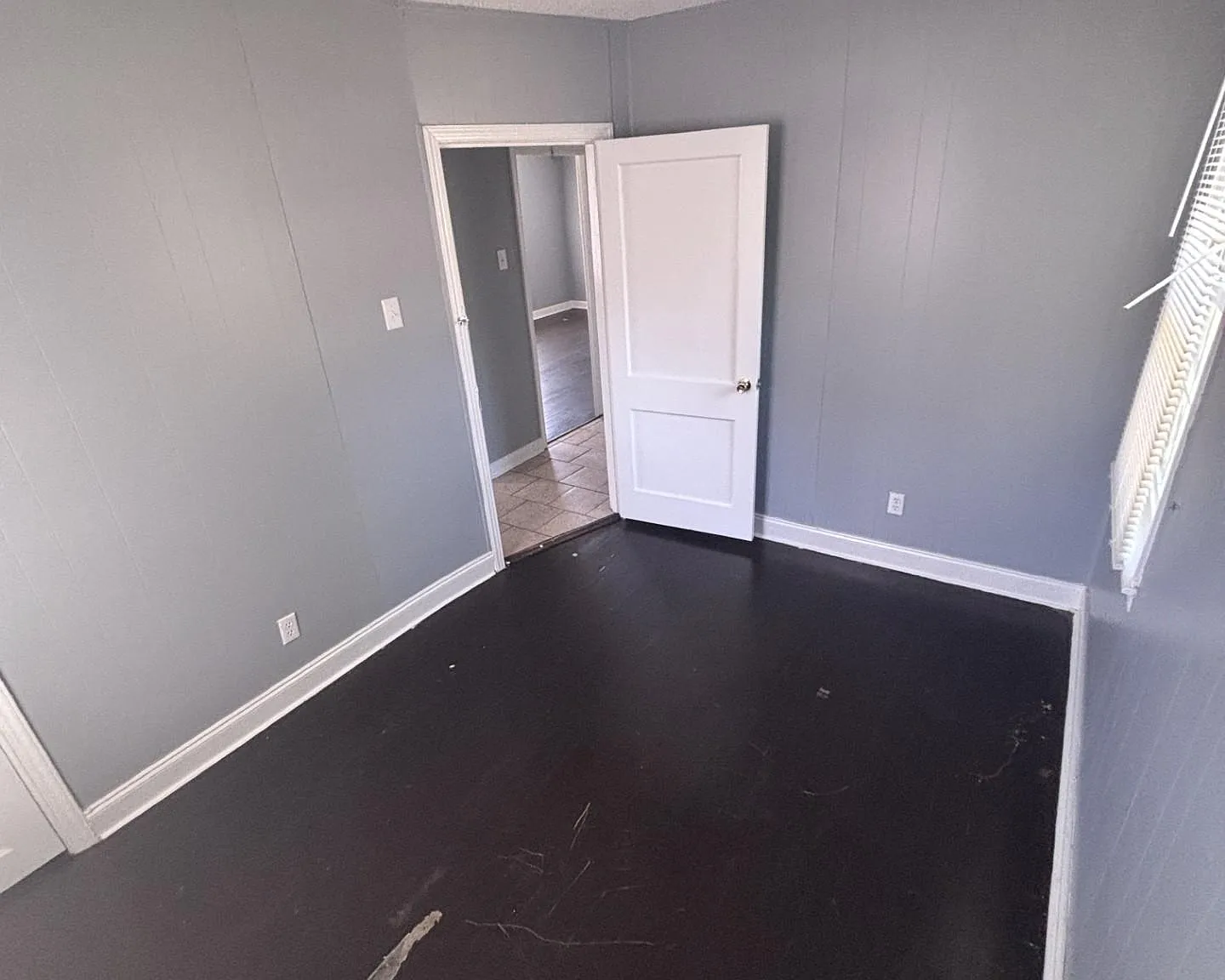2 bed, 744 sqft, $950 — Photo 3