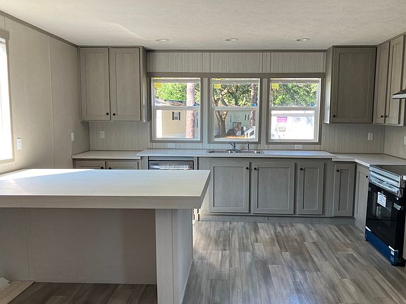 2nd image of 2600 W Michigan Ave #44B