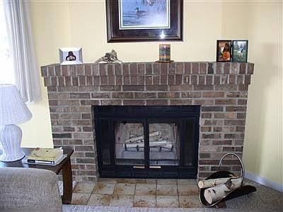 3rd image of 368 Harbor Dr Unit 105