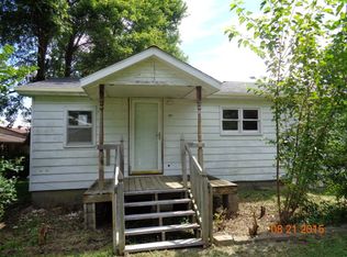 881 State Route 109 N, Clay, KY 42404