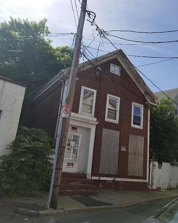 2nd image of 50 Rogers St