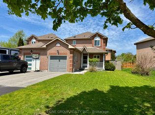 4 Brucker Rd, Barrie, ON L4N8J2