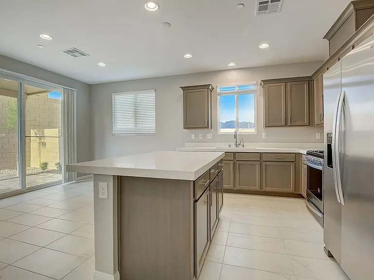 10643 Enridge Ave — Photo 19