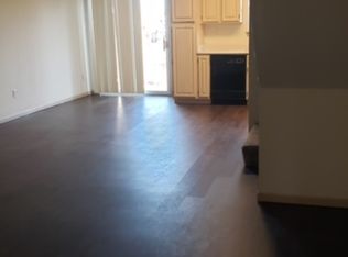 1267 NW Phelps Ct, Grain Valley, MO 64029