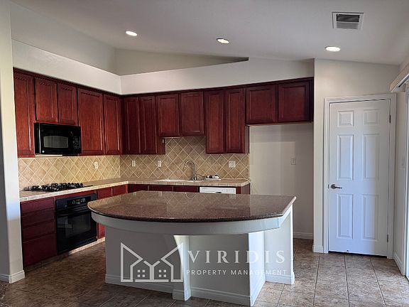 3rd image of 5512 Cherry Creek Ln