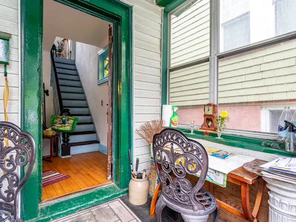 31 Crescent Avenue image 27 of 42