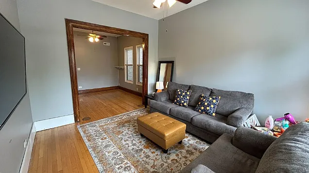 2422 W Moffat St #1 — Photo 6