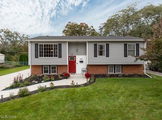 3113 Everglade Ave, Woodridge, IL 60517