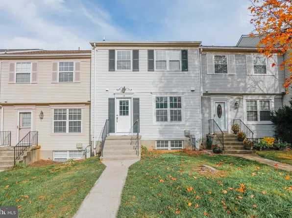 19 Bristow Ct, Parkville, MD 21234