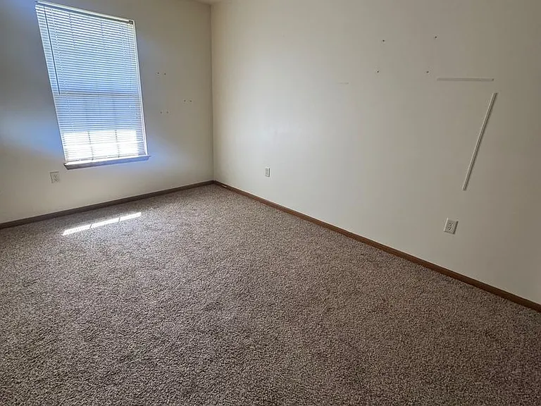 21 Iki Dr — Photo 8