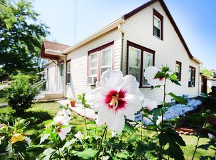 811 Van Brunt Ave, Saint Joseph, MI 49085