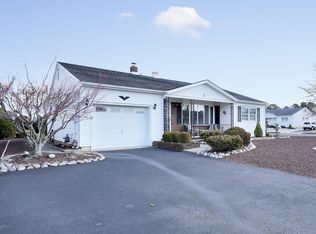 2 Norway Rd, Toms River, NJ 08757