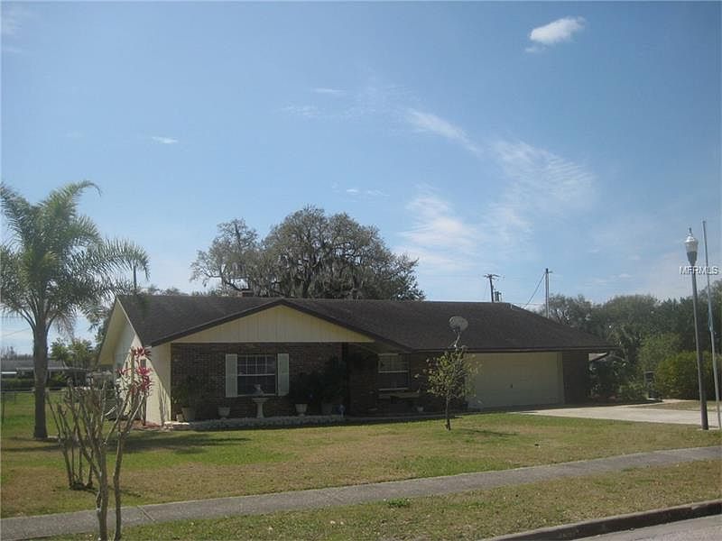 1st image of 620 Lorraine Cir
