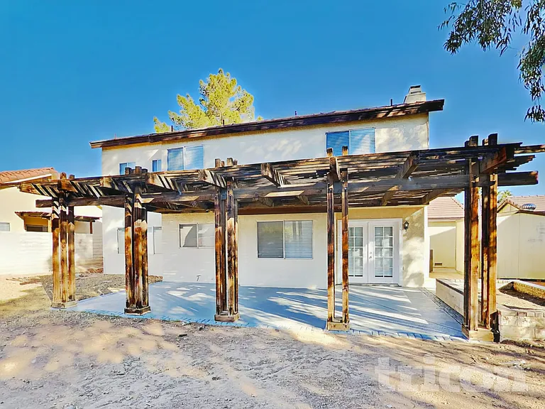 3143 Regal Oak Dr — Photo 17