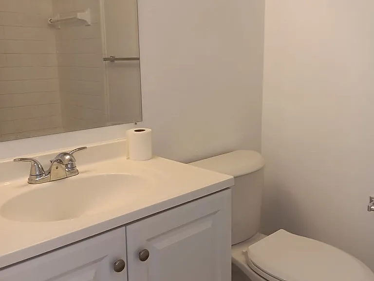 885 Beltrees St #7 — Photo 8