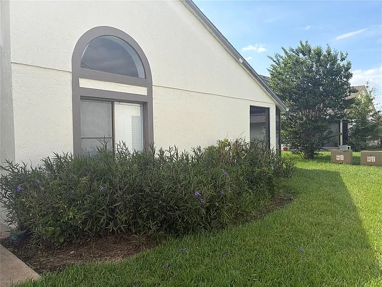 31 Lakepointe Cir — Photo 6