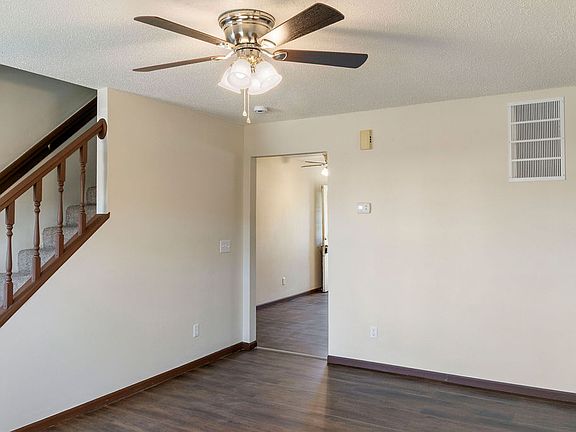 3rd image of 1488 Dartmouth Dr