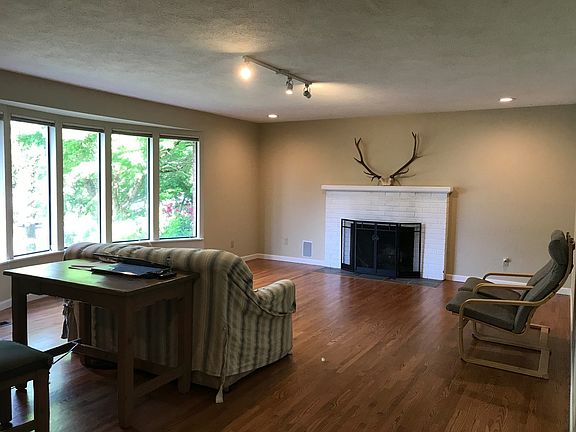 4th image of 4208 Arbordale Ave W