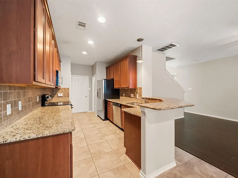 3 Whitekirk Pl — Photo 9