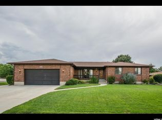 6334 S Coral Dr, Taylorsville, UT 84123