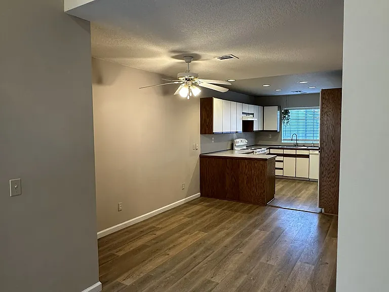 4123 Briggs Ave #2 — Photo 35