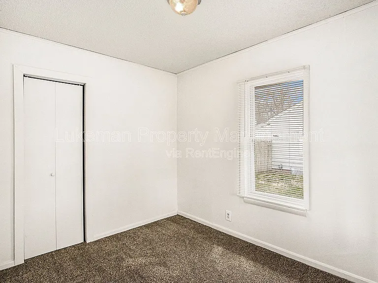 527 Idaho Ave — Photo 9