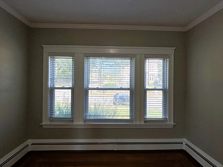 568 Prospect St #1R — Photo 9