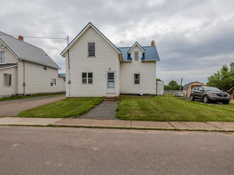 1st image of 172 Main St