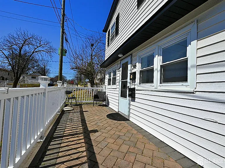 36 Diaz St #A — Photo 3