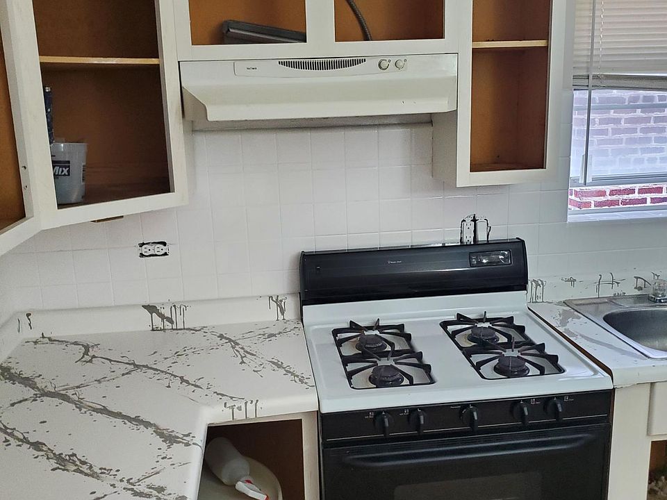1st image of 7347 N Hoyne Ave #1W