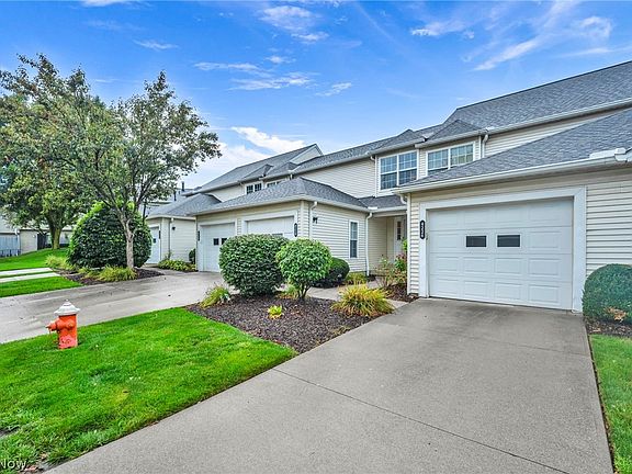 3rd image of 4226 River Ridge Dr
