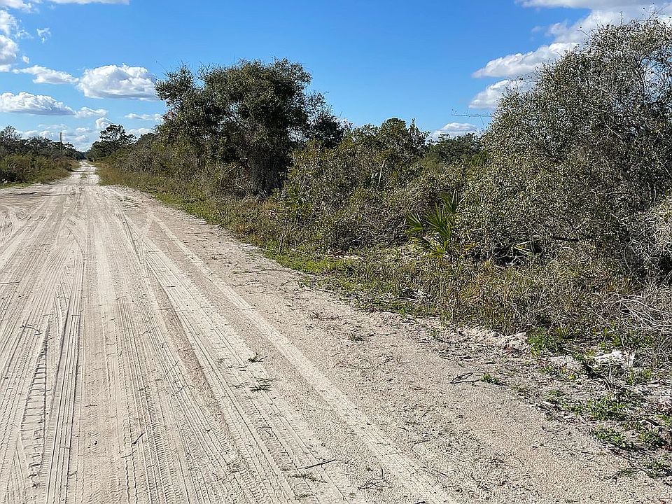1st image of 32162 Creek Trl
