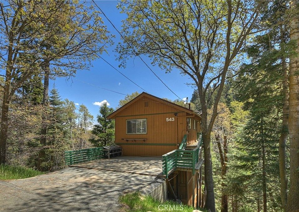 1st image of 543 Community Dr