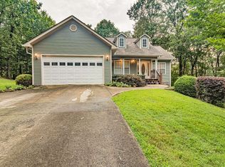 826 Hickory Ridge Dr #3, Ellijay, GA 30536