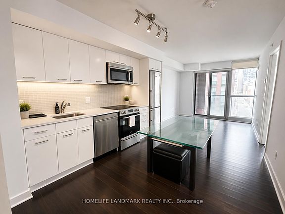 4th image of 295 Adelaide St W #513