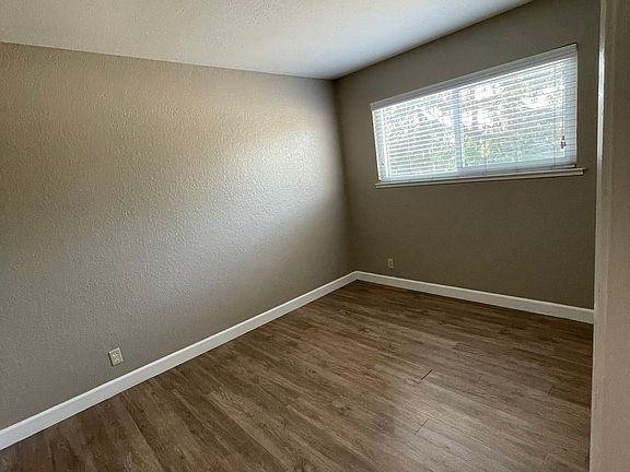 4th image of 7530 Rogers Ln APT 5