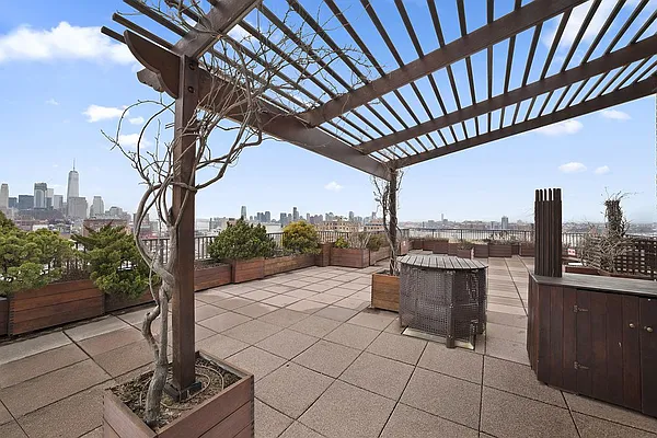 Sold by Corcoran | media 28