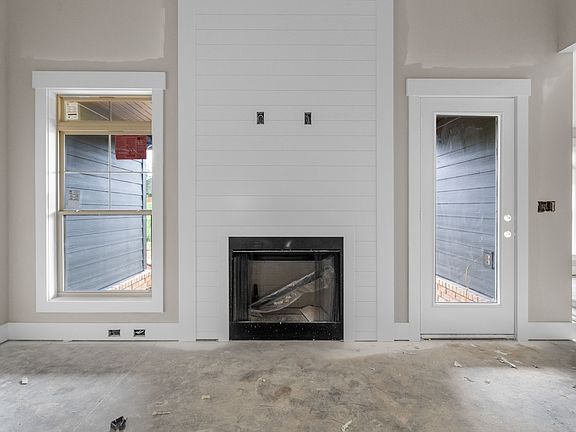 4th image of 305 Frontier Dr Lot 2