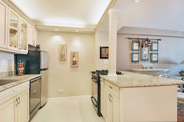 Sold by Corcoran | media 3