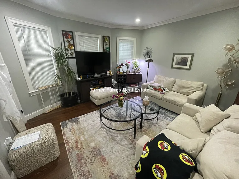 47 Beech Glen St #1A — Photo 1