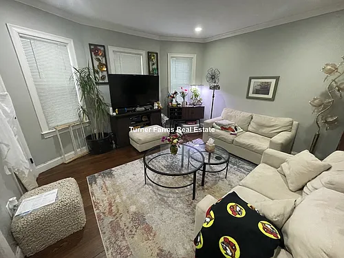 47 Beech Glen St #1A Photo 1