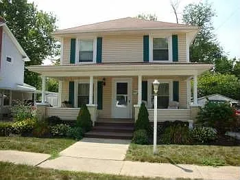 412 E Brown Ave photo 1