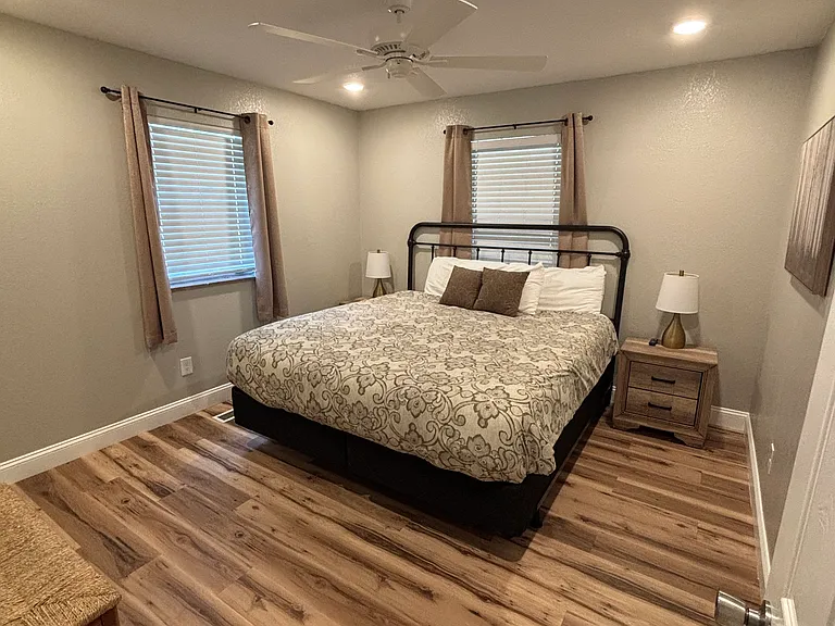 302 Grace Ave #304 — Photo 7