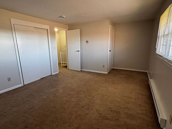 4th image of 20 Carriage Ln APT 2
