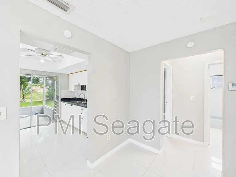 7620 NW 21st St — Photo 11